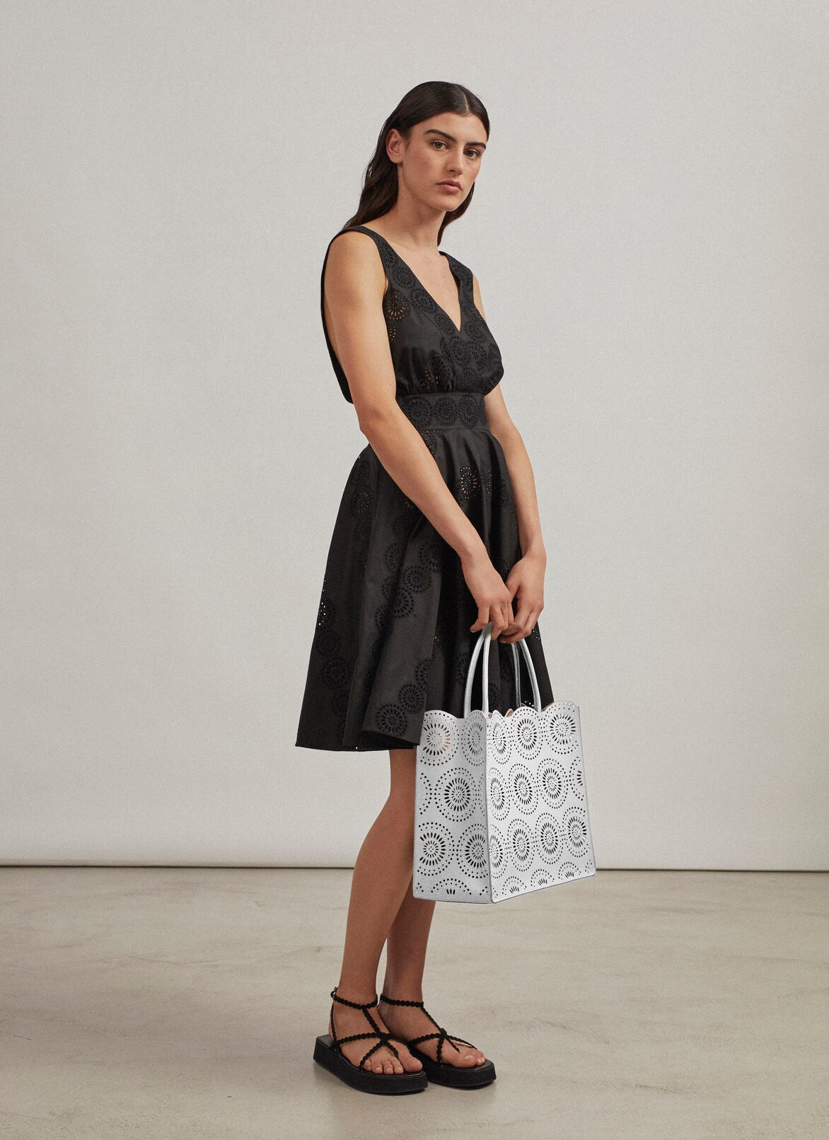 Tote Bag Garance 36 ALAÏA OPTIC WHITE TOTE BAG GARANCE 36